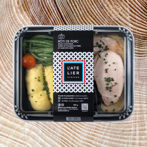 Rôti de porc, sauce moutarde, purée de pommes de terre et haricots verts